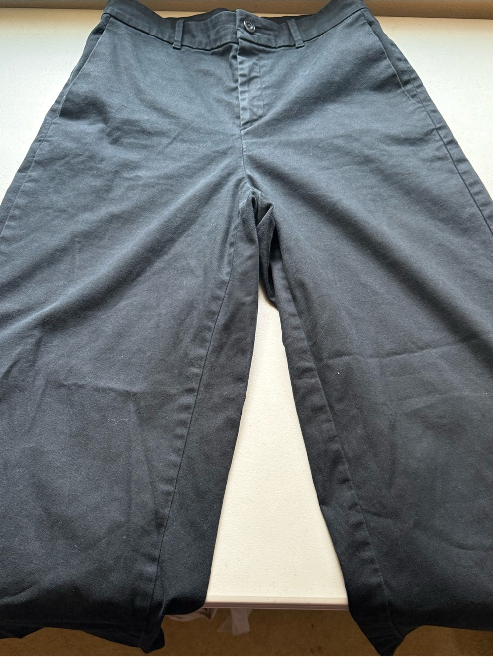 Uniqlo Womens  Black Cotton baggy trousers Pants - Classic Straight Fit
